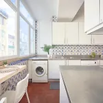 With Private Bathroom In Santos Lisboa