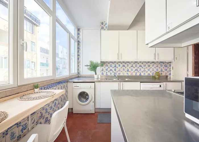 With Private Bathroom In Santos Lissabon