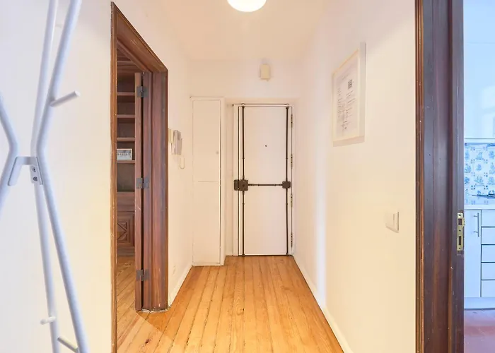 With Private Bathroom In Santos * Lissabon